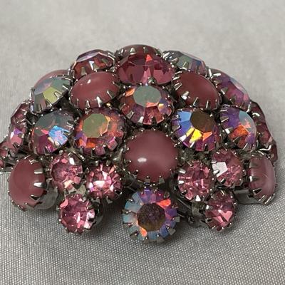 1960s Pink Warner Domed Brooch