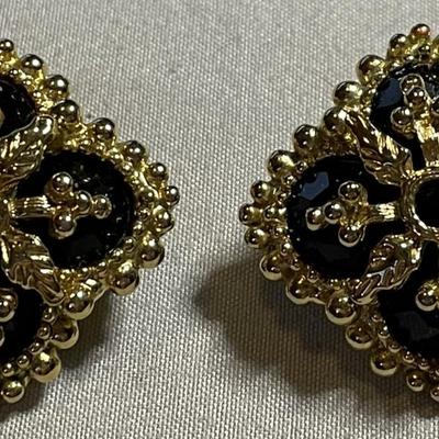 Vintage St John Clip On Earrings