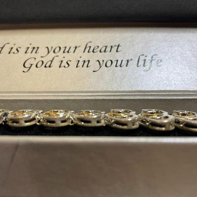 God's Heart Bracelet - New In Box