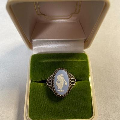 Wedgwood Jasperware England Cameo Ring