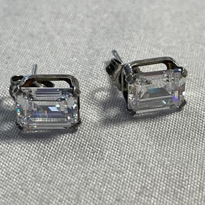 DQ Sterling Silver Earrings