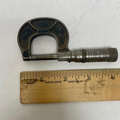 Vintage Measuring Tool - Small Micrometer Reed Small Tool Works of Worchester MA