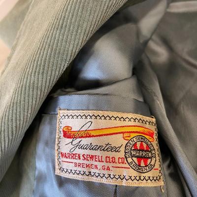 VINTAGE CLOTHING! Green Corduroy Blazer: Lot Seven