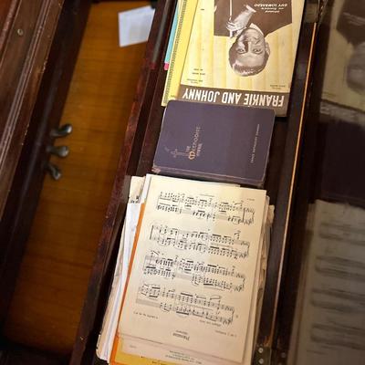Antique Steinway & Sons Mahogany Upright Piano