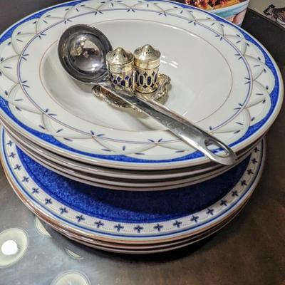 Soup Lot: Cephalon Stockpot, 4 Mikasa Charger/Bowl, Ladel, Silver Salt and Pepper Set, Cookbook
