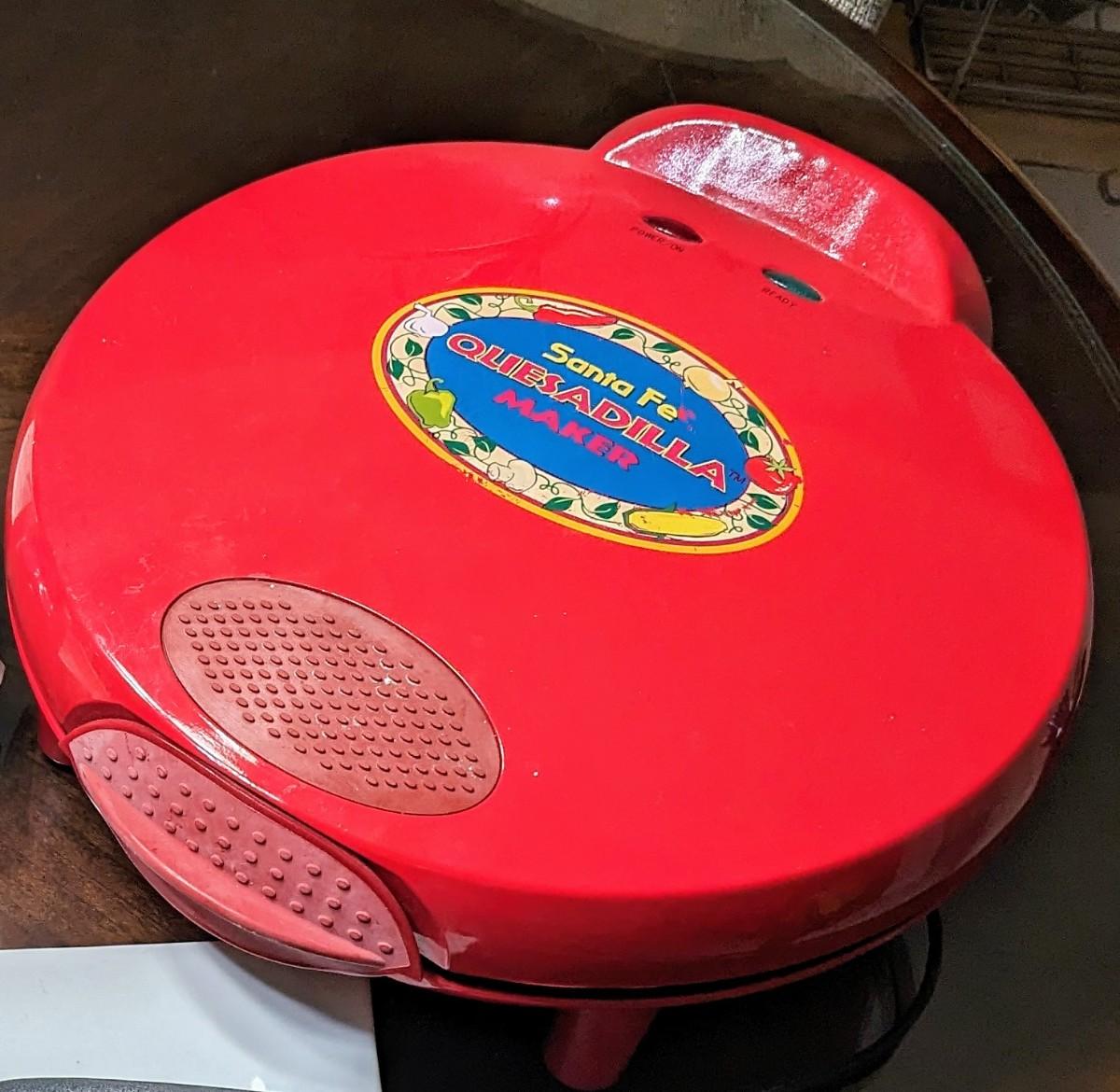 Red Santa Fe Quesadilla Maker