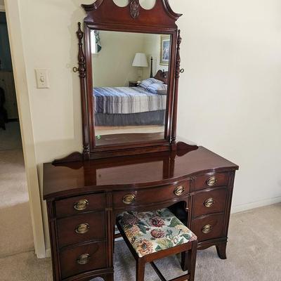 Drexel Mahogany Vanity