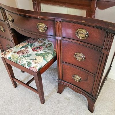 Drexel Mahogany Vanity