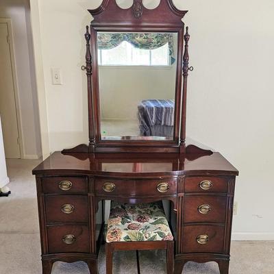 Drexel Mahogany Vanity