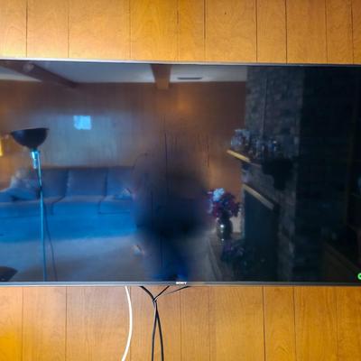 Sony 49" 4K Smart TV with Wall Mount