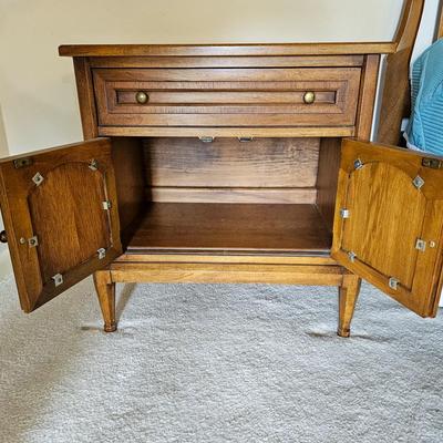 King Bed and Pair of Nightstands