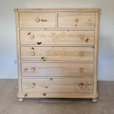 Thomasville Chest of Drawers