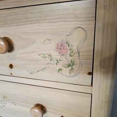 Thomasville Chest of Drawers