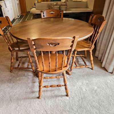 Rockport Dining Table and 4 Chairs