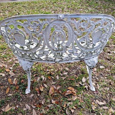 White Metal Garden Bench