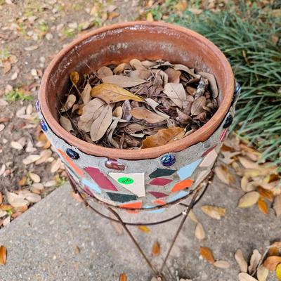 Mosaic Terracotta Pot on Stand