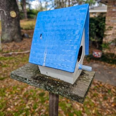 Birdhouse on Pole