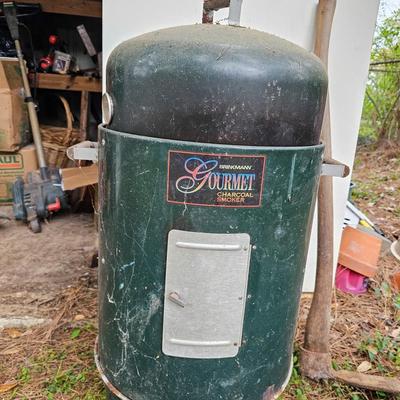 Gourmet Charcoal Smoker - Free Dirt