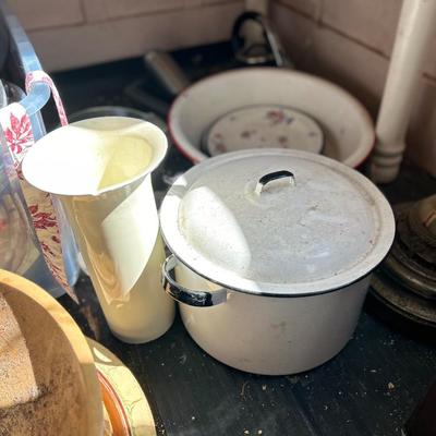 Cookware lot - Estate Fresh