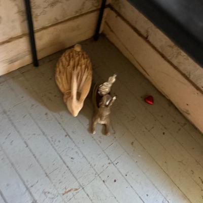 Easter bunny lot - Estate Fresh