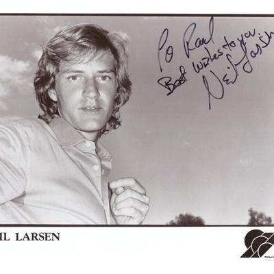 Jazz musician Neil Larsen signed photo