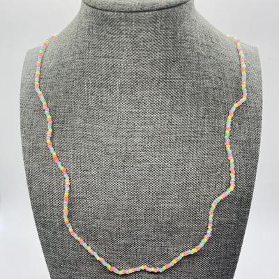 LOT 407: Plastic Beaded Elastic Costume Jewelry
