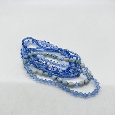 LOT 407: Plastic Beaded Elastic Costume Jewelry