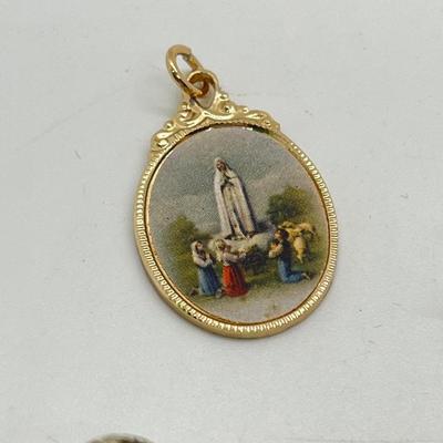 LOT 412J: Christmas and Religious Miscellaneous