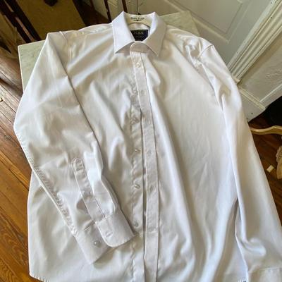 VINTAGE CLOTHING! Men's White Button Down Shirt: Lot Fifteen