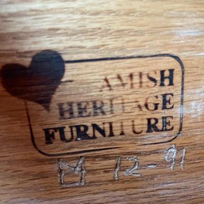 Amish Heritage furniture china hutch