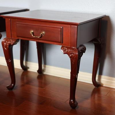 Pair of End Tables (2)