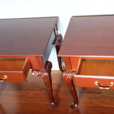 Pair of End Tables (2)