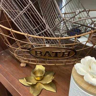 Farmhouse Mercantile Display Baskets and Trinkets Lot