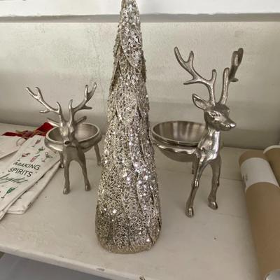 Farmhouse Mercantile Modern Christmas Decor