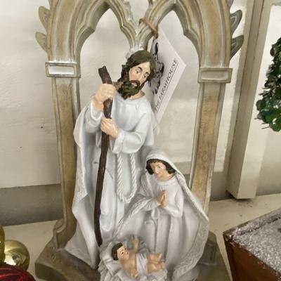 Farmhouse Mercantile Nativity and Tree Lot