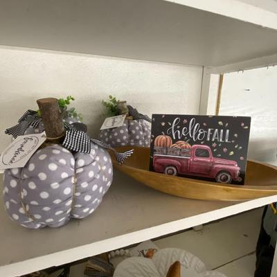 Farmhouse Mercantile Fall Seasonal Decor