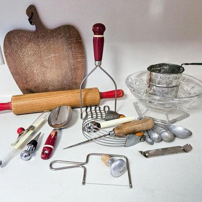 Misc. Kitchen Lot #4