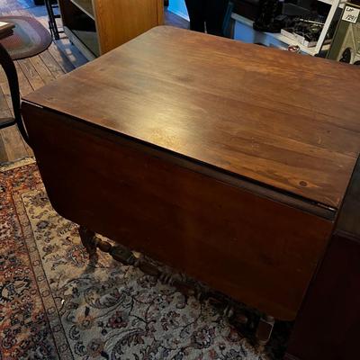 360 Vintage Maple Gate Leg Drop Leaf Table