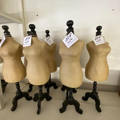 Farmhouse Mercantile Small Handheld Diplay Forms