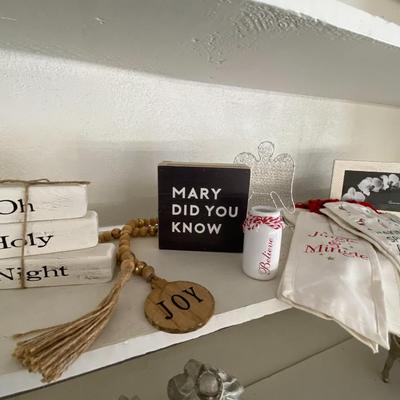 Farmhouse Mercantile Christmas Signs and Decor Lot