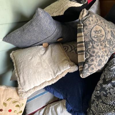 Estate lot - Pillows and cushions