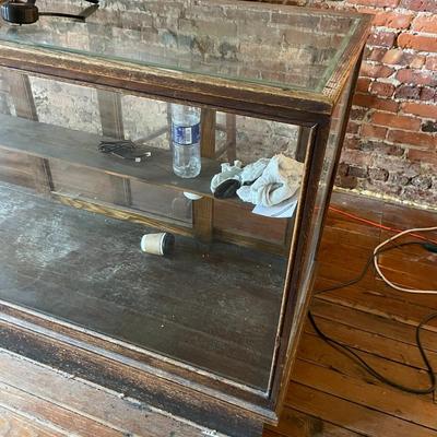 Vintage ORIGINAL SYLVA SUPPLY DISPLAY CASE