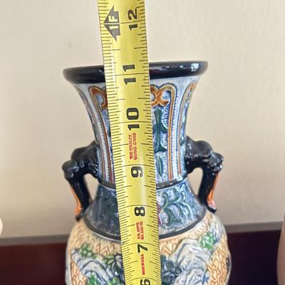 Vintage pottery lot, all seen in photos