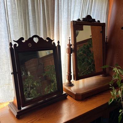 Mahogany Psyche Mirror, 19th Century - Mens shaving mirror.