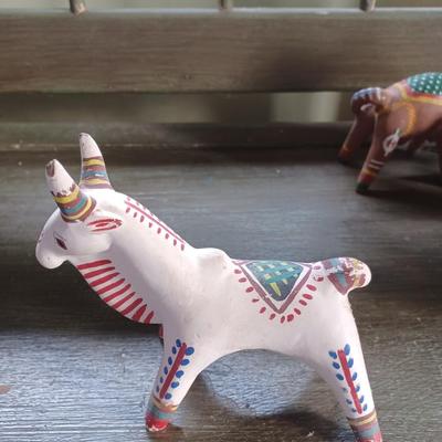 8pc traditional animal pottery