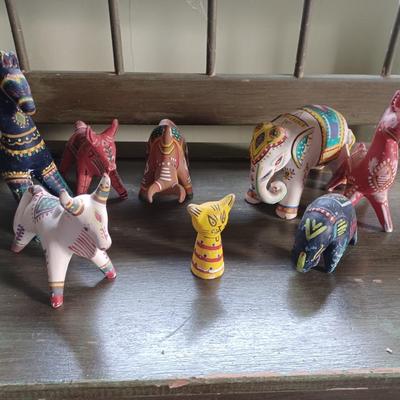 8pc traditional animal pottery