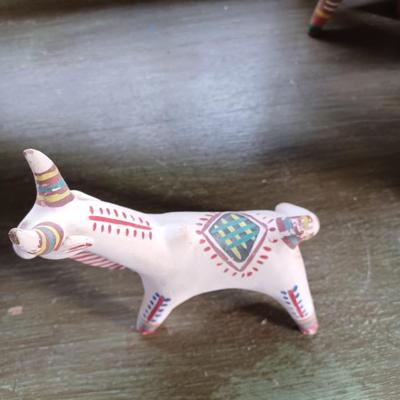 8pc traditional animal pottery
