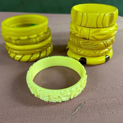Bakelite Bracelet Lot of 37 Bangle Bracelet and some earrings