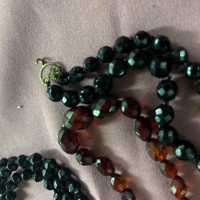 Necklace lot - Large group of estate fresh necklaces, all from one estate