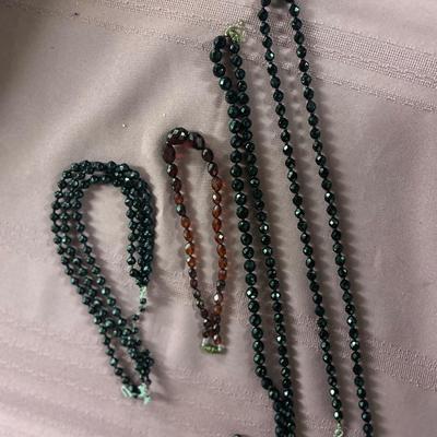 Necklace lot - Large group of estate fresh necklaces, all from one estate